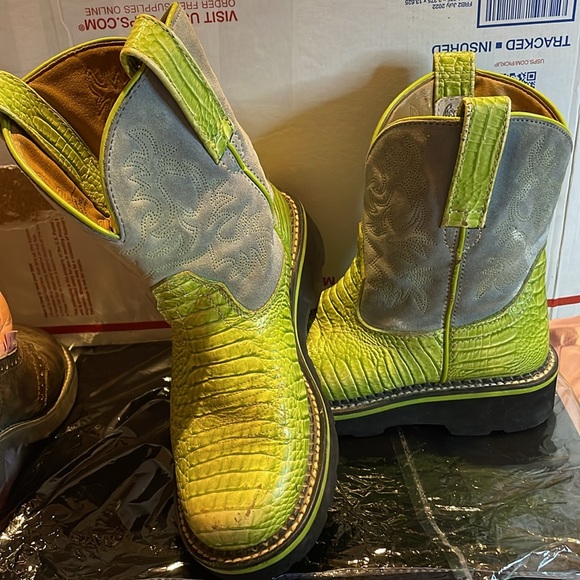 Ariat Boots In Green and Grey EUC - Picture 4 of 8